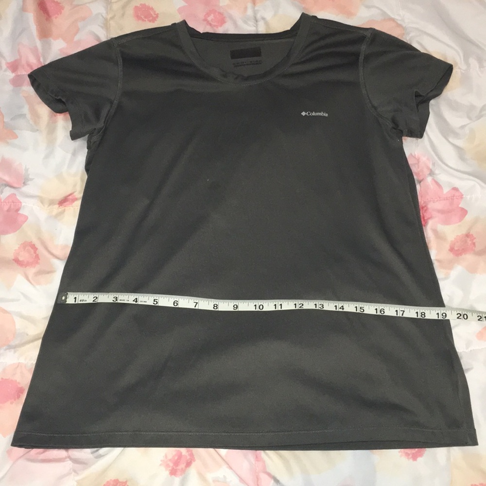 Gray Columbia Short Sleeved Shirt